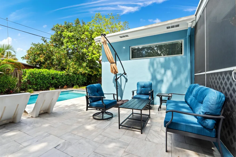 3305 SW 15th Street Fort Lauderdale, FL 33312