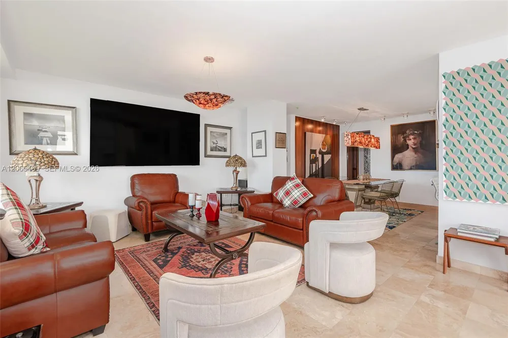 11111 Biscayne Blvd #1228 Miami, FL 33181