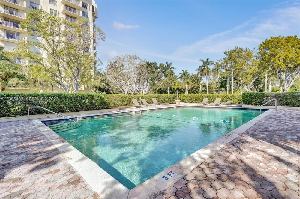 11111 Biscayne Blvd #1228 Miami, FL 33181