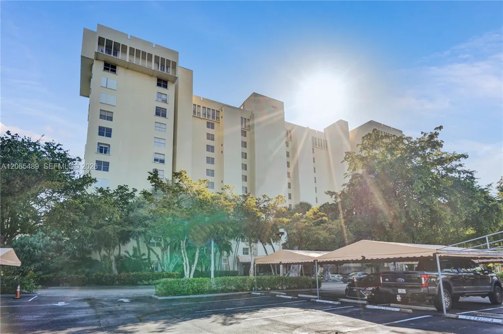 11111 Biscayne Blvd #1228 Miami, FL 33181