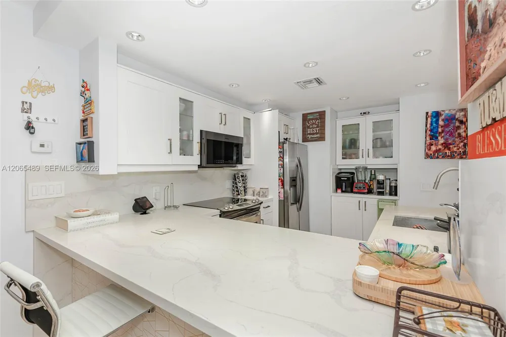 11111 Biscayne Blvd #1228 Miami, FL 33181