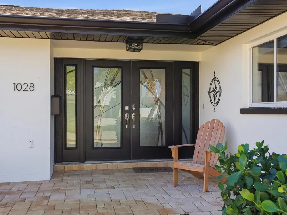 1028 79TH STREET S St Petersburg, FL 33707