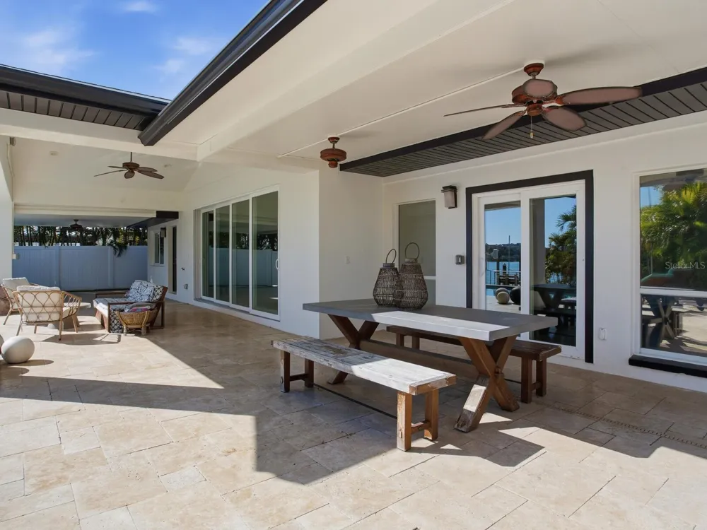 1028 79TH STREET S St Petersburg, FL 33707