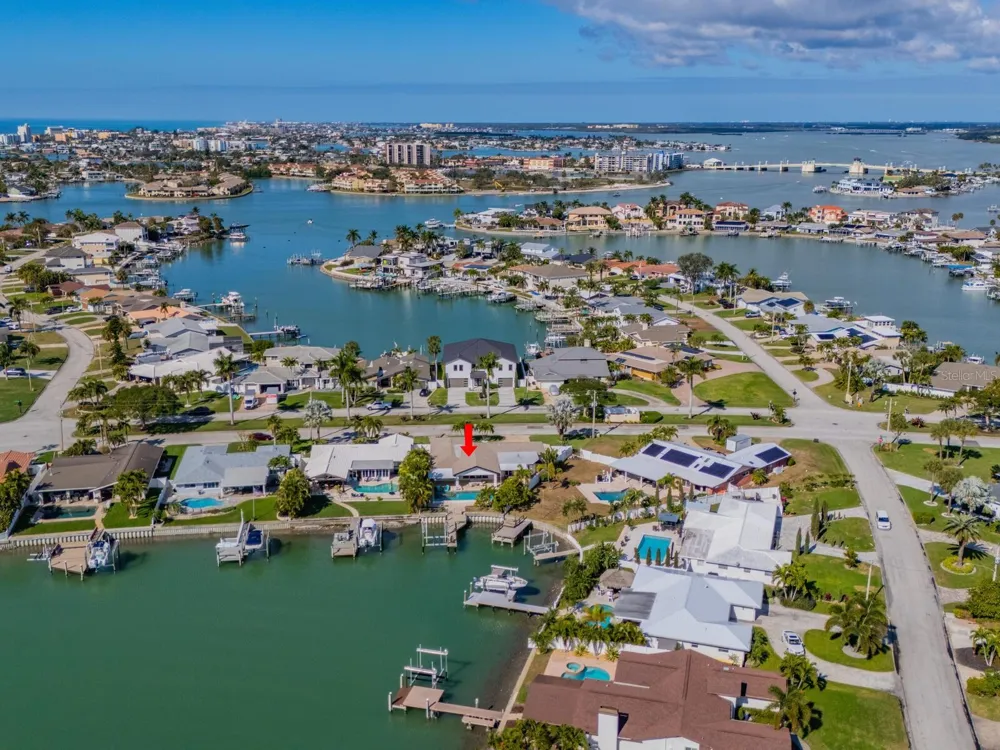 1028 79TH STREET S St Petersburg, FL 33707