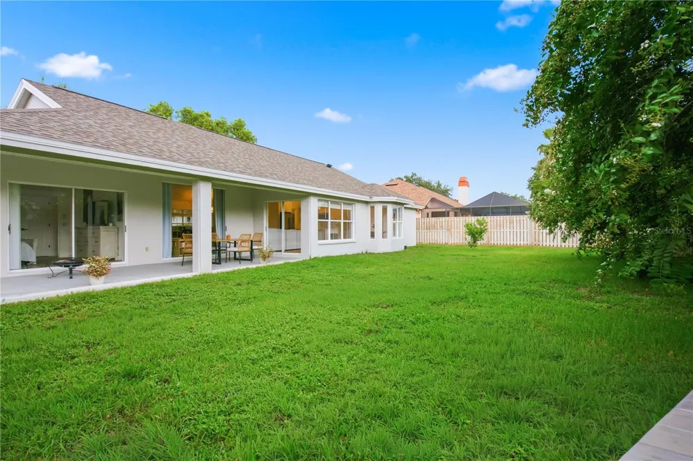 16607 LONGLEAT DRIVE Lutz, FL 33549