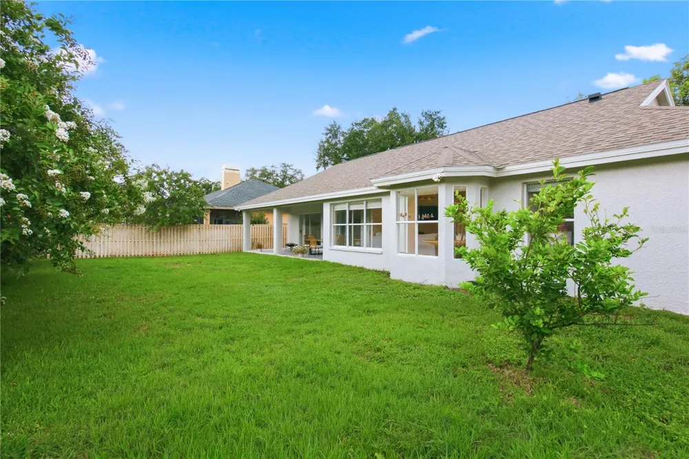 16607 LONGLEAT DRIVE Lutz, FL 33549