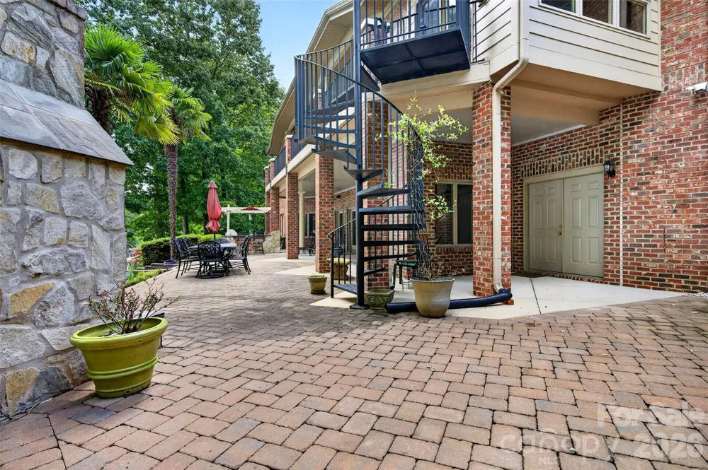 222 April Road Troutman, NC 28166