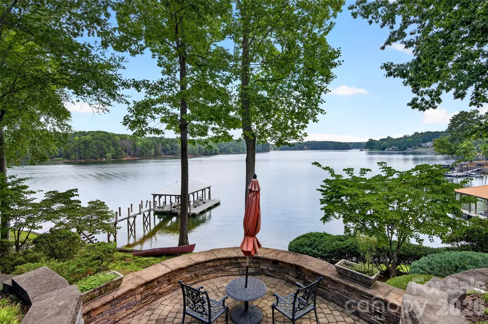 222 April Road Troutman, NC 28166