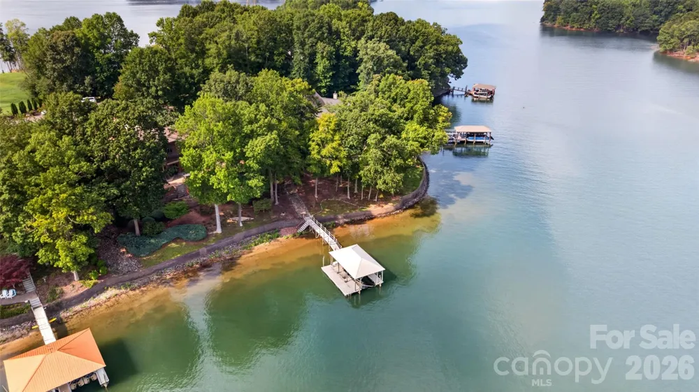 222 April Road Troutman, NC 28166