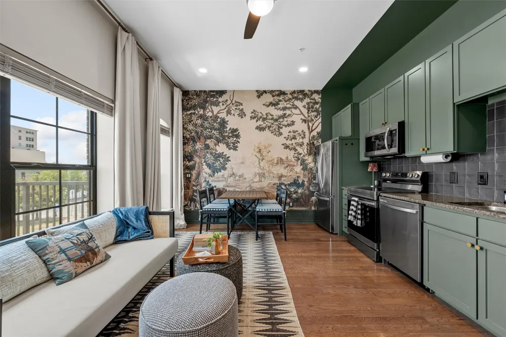 330 Austin Avenue #328 Waco, TX 76701