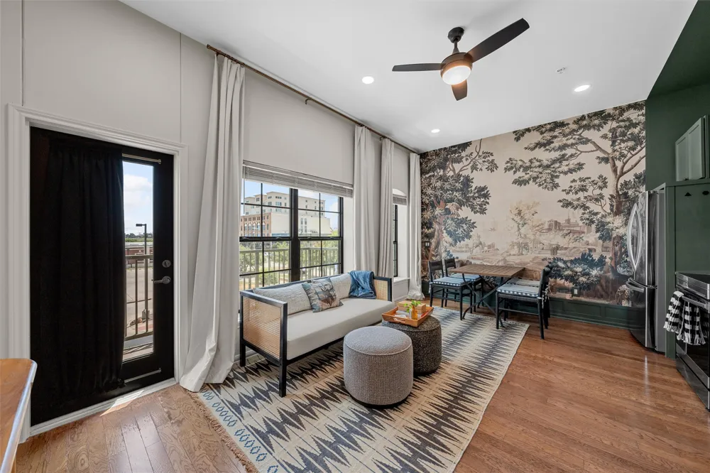 330 Austin Avenue #328 Waco, TX 76701