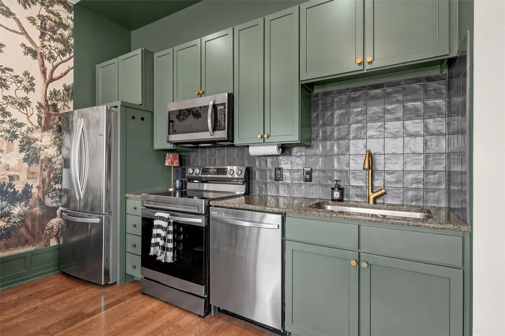 330 Austin Avenue #328 Waco, TX 76701