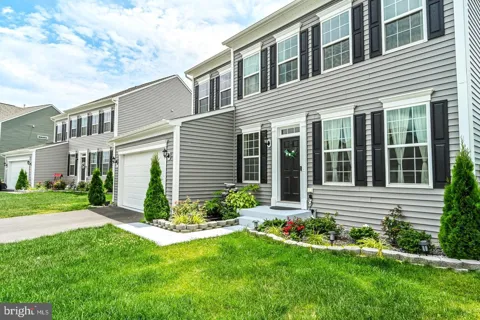 106 ALLIANCE COURT