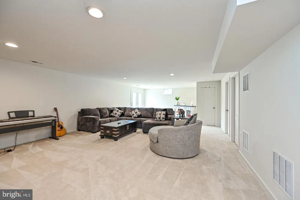 106 ALLIANCE COURT Winchester, VA 22602