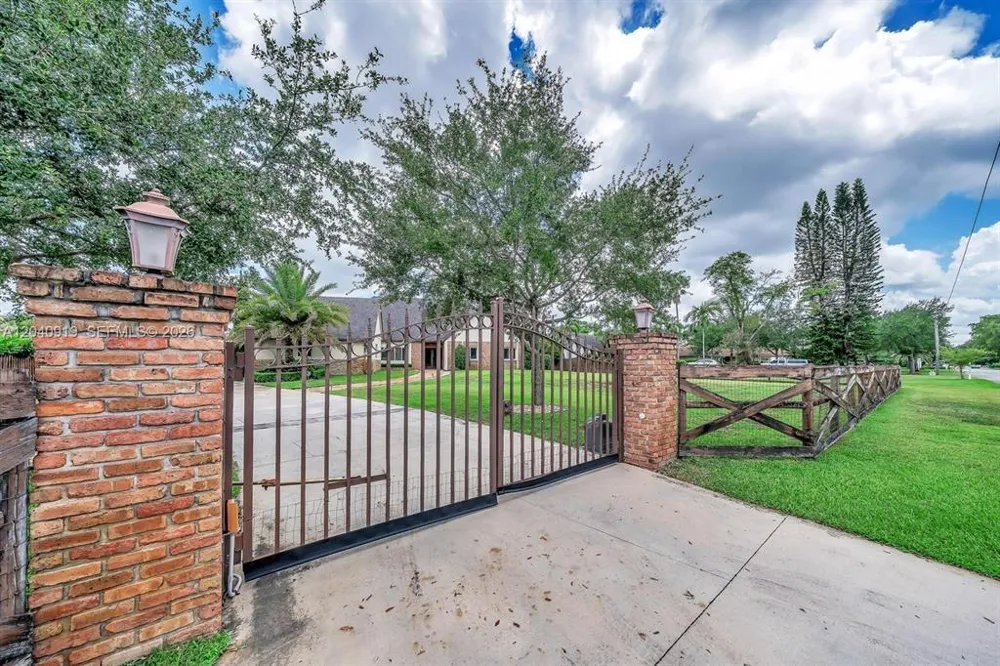 4920 SW 170TH AVENUE #4920 Southwest Ranches, FL 33331