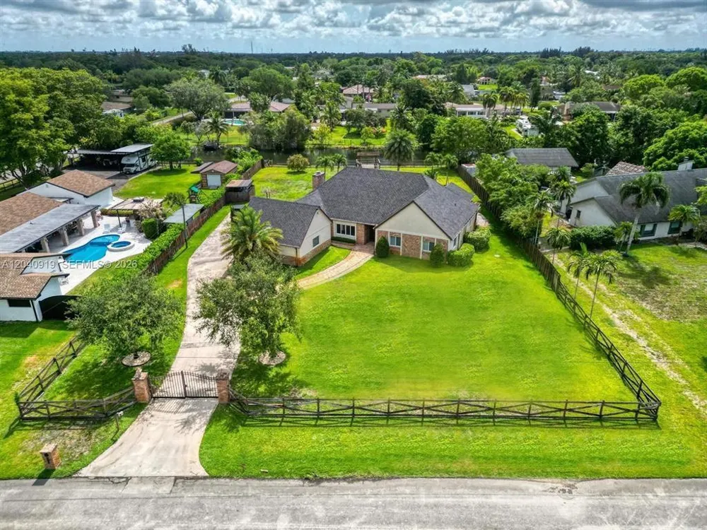 4920 SW 170TH AVENUE #4920 Southwest Ranches, FL 33331