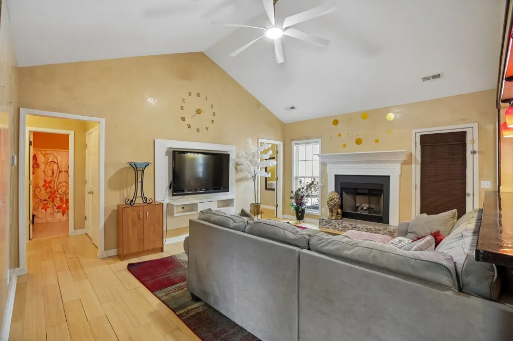 1156 Franklin Dr Greenbrier, TN 37073