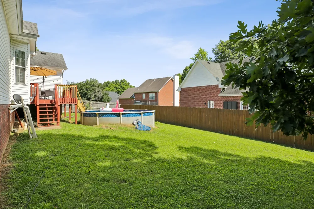 1156 Franklin Dr Greenbrier, TN 37073