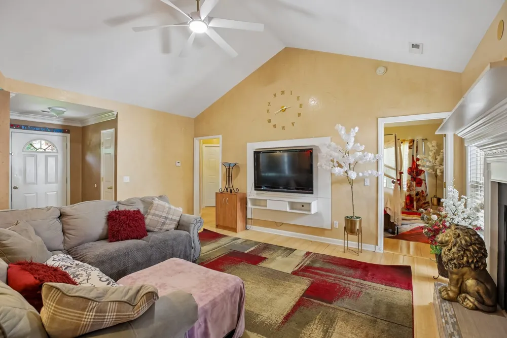 1156 Franklin Dr Greenbrier, TN 37073