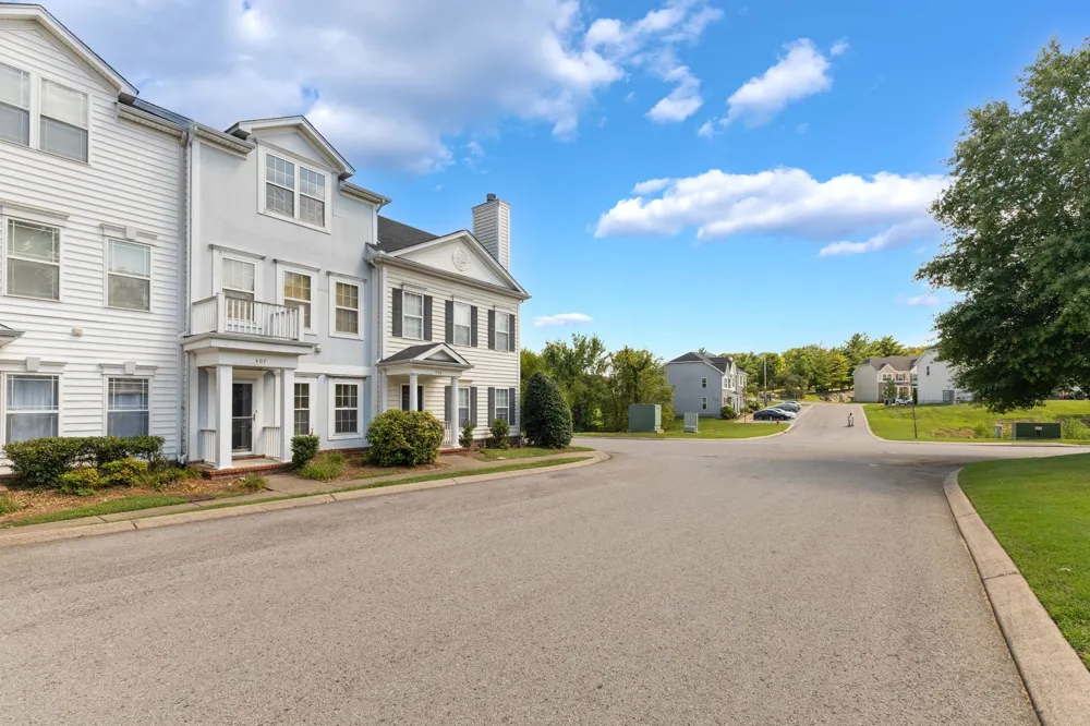4316 Summercrest Blvd #407 Antioch, TN 37013