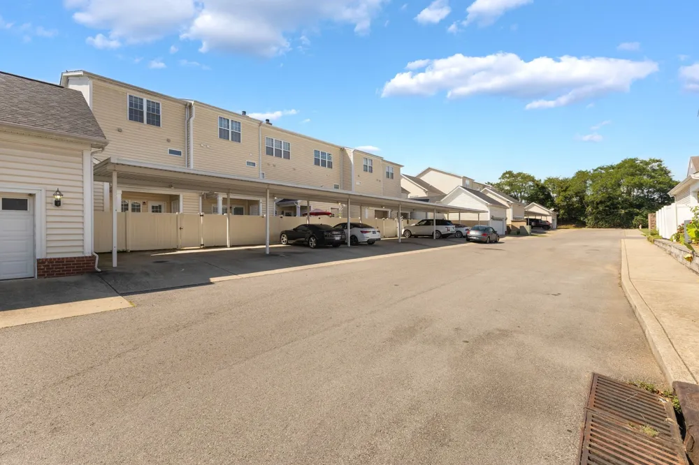 4316 Summercrest Blvd #407 Antioch, TN 37013