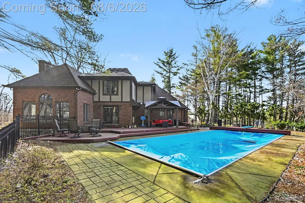 100 Latson Road Oceola Township, MI 48843