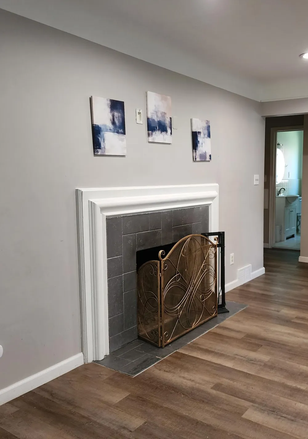 24180 Kipling Street Oak Park City, MI 48237
