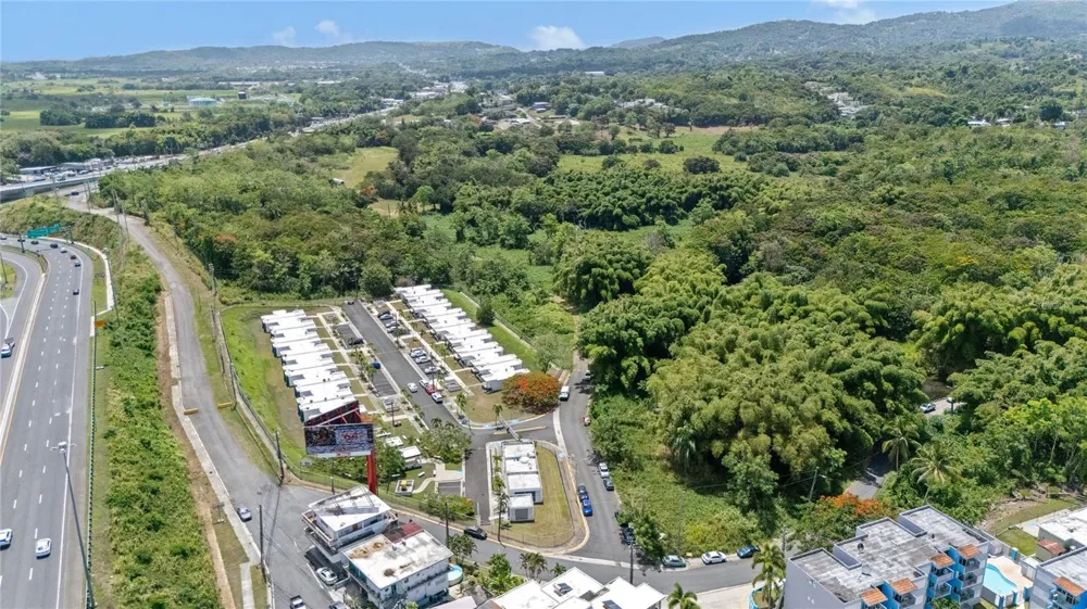 956 GUZMAN ABAJO Rio Grande, PR 00745
