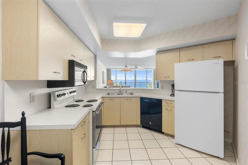 5155 ISLA KEY BOULEVARD S #304 St Petersburg, FL 33715