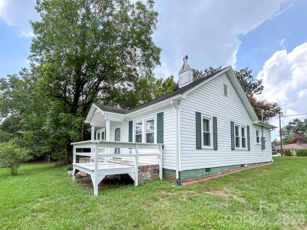 661 Central Street Hudson, NC 28638