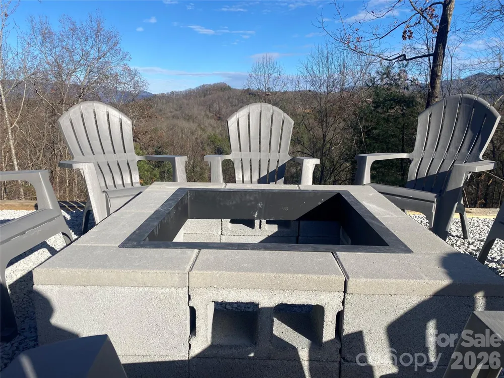 210 Little Rock Road Marble, NC 28905