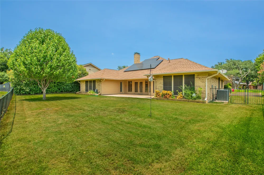 3412 Gatwick Place Farmers Branch, TX 75234