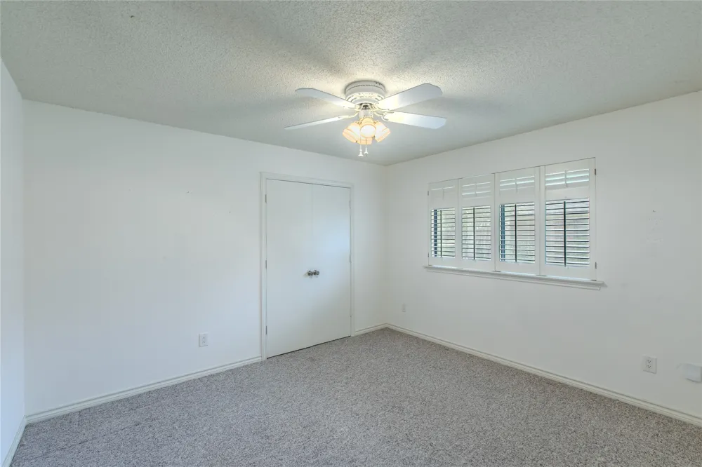 3412 Gatwick Place Farmers Branch, TX 75234