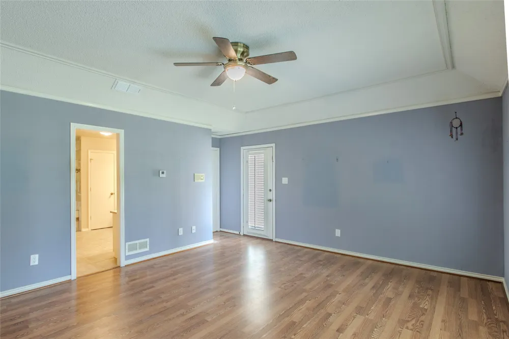 3412 Gatwick Place Farmers Branch, TX 75234