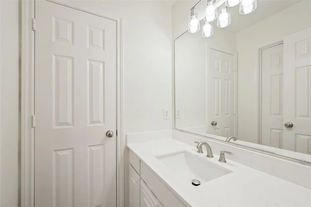 600 Sunfish Drive Crowley, TX 76036
