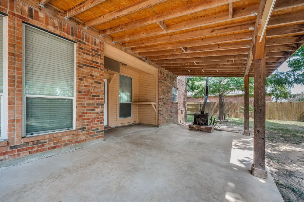 600 Sunfish Drive Crowley, TX 76036