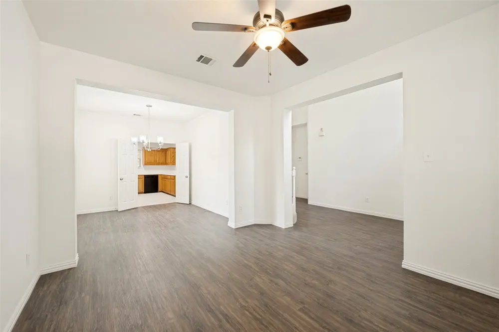 600 Sunfish Drive Crowley, TX 76036