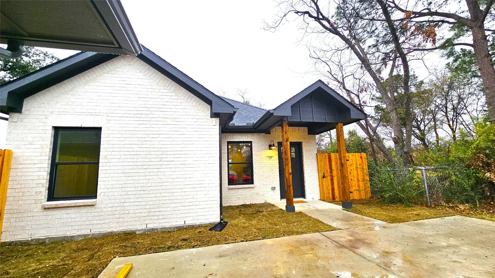 1700 Kendolph #ADU Denton, TX 76205