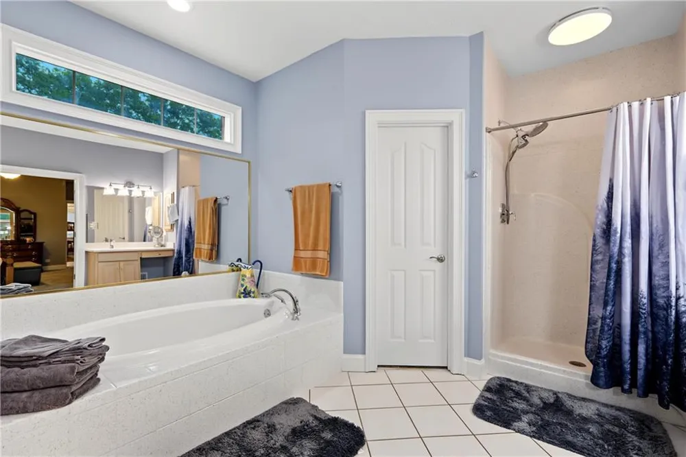185 Red Maple Drive Hampton, GA 30228