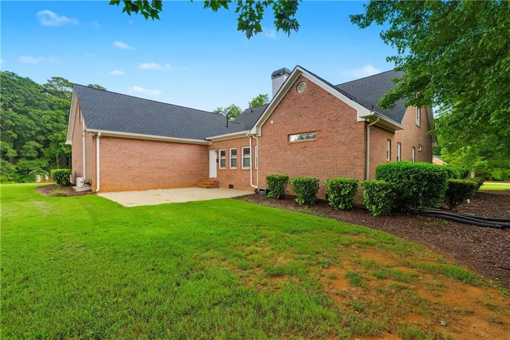 185 Red Maple Drive Hampton, GA 30228