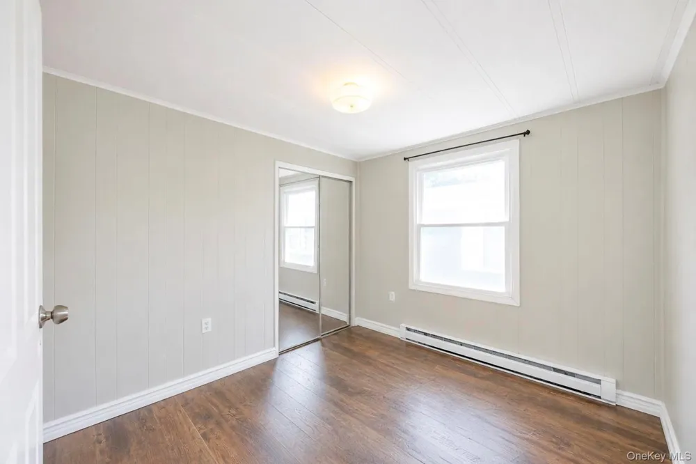 28 Greenwood Boulevard Manorville, NY 11949