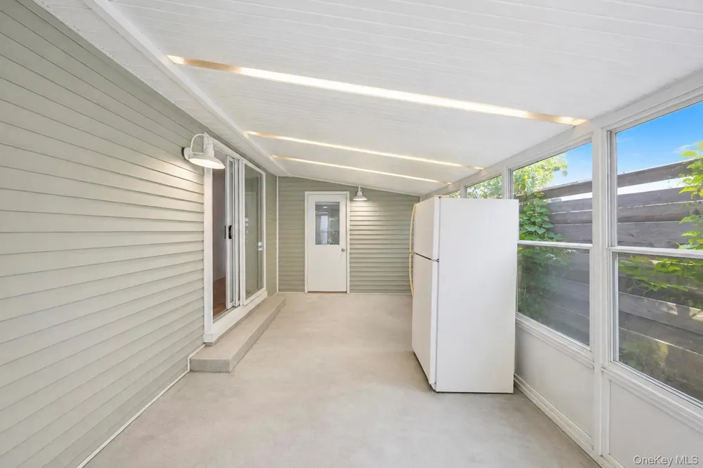 28 Greenwood Boulevard Manorville, NY 11949