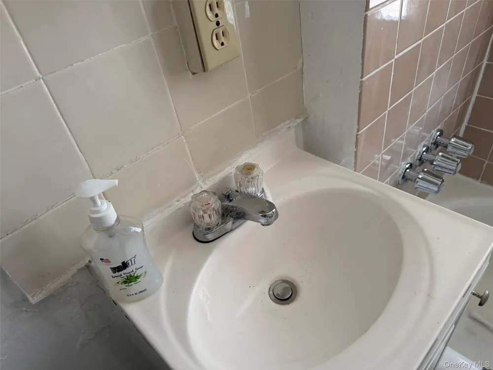 7 SWEEZY AVENUE #2 Highland Falls, NY 10928
