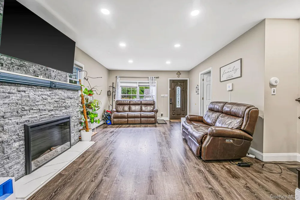 1325 Ackerson Boulevard Bay Shore, NY 11706