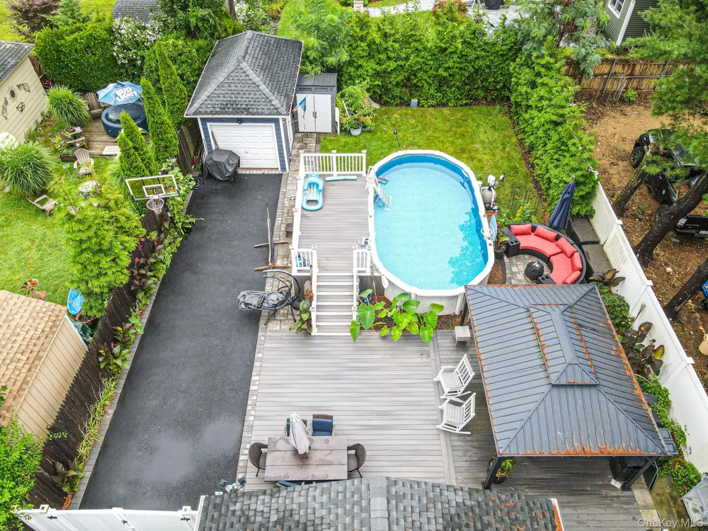 1325 Ackerson Boulevard Bay Shore, NY 11706