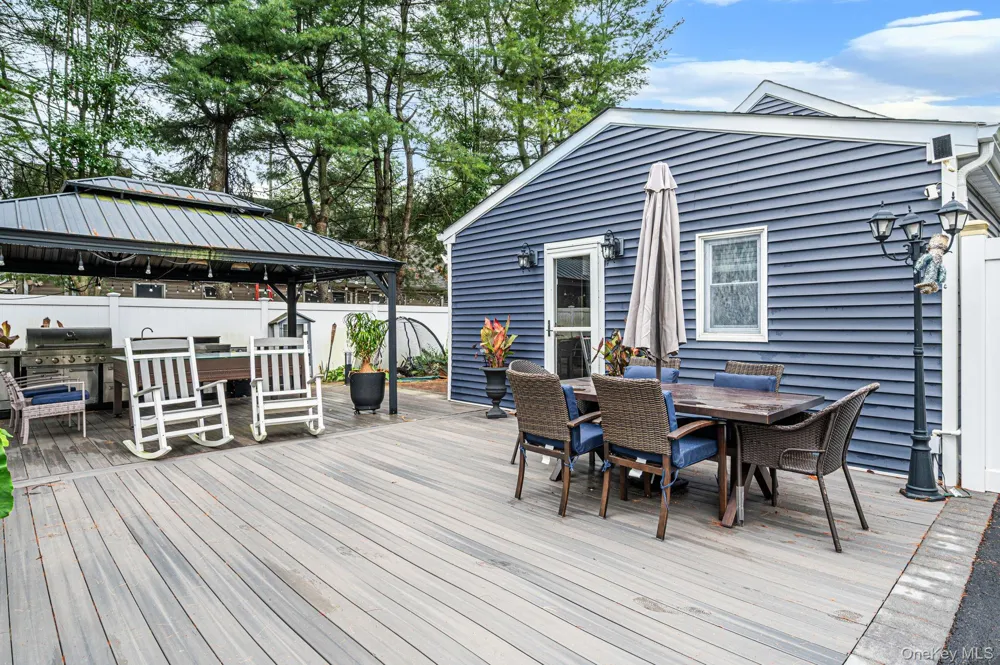 1325 Ackerson Boulevard Bay Shore, NY 11706