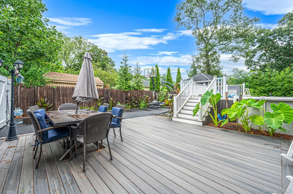 1325 Ackerson Boulevard Bay Shore, NY 11706