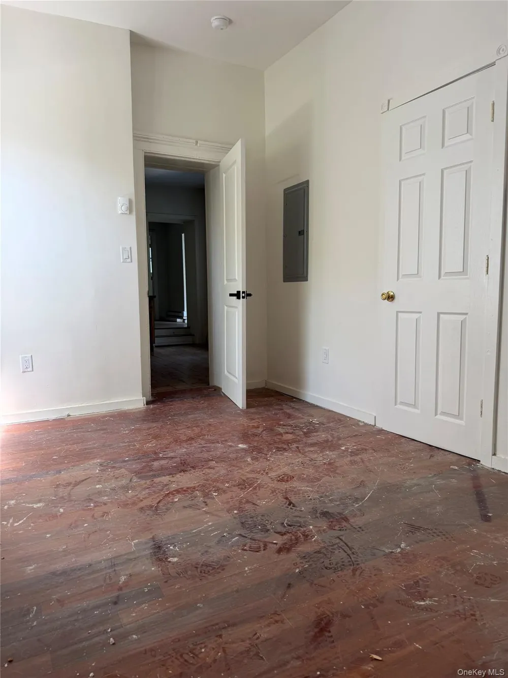 50 S Montgomery Street #4 Walden, NY 12586