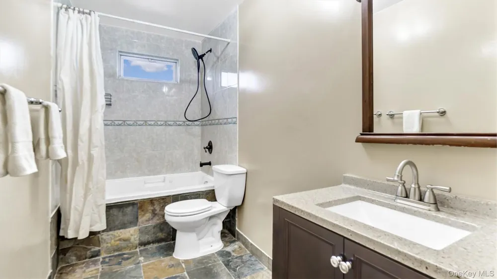9 Harrison Avenue #2 Glen Cove, NY 11542