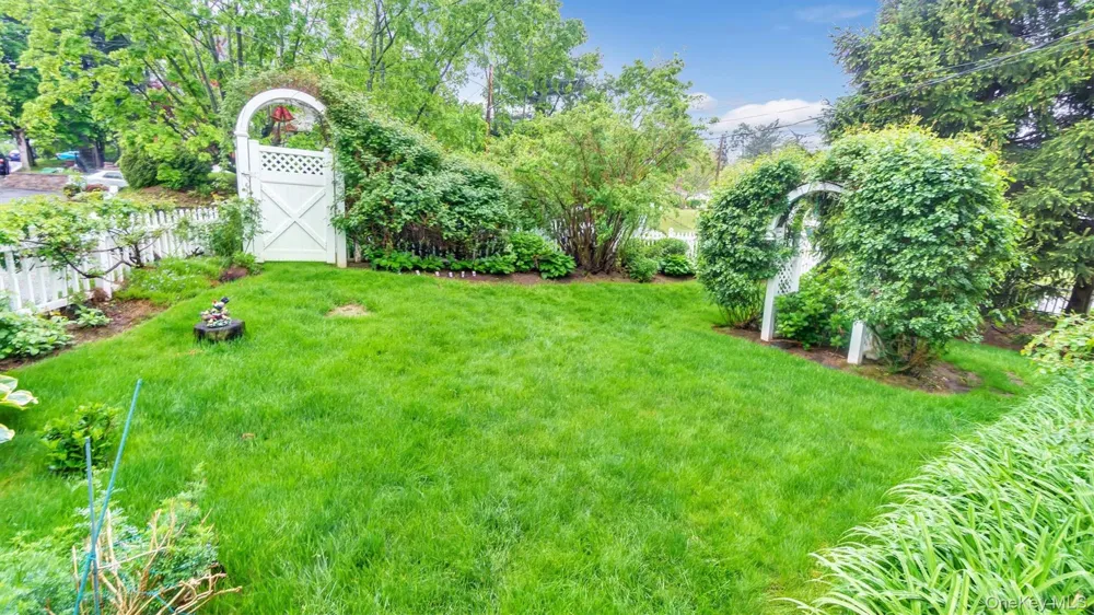 9 Harrison Avenue #2 Glen Cove, NY 11542